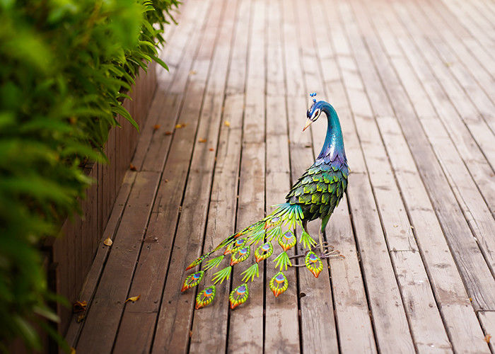 Colorful Animal Peacock Metal Garden Ornament Artistic Weatherproof